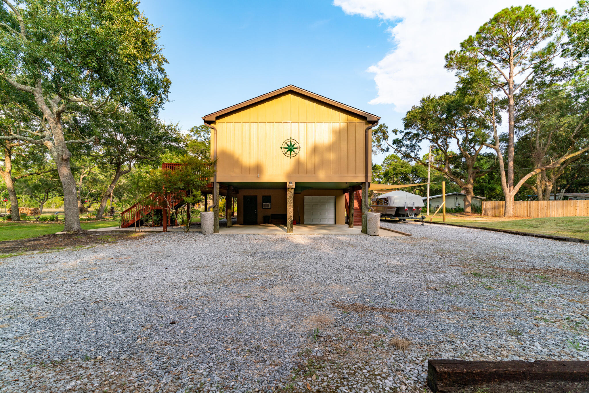 RACCOON BAYOU - Residential