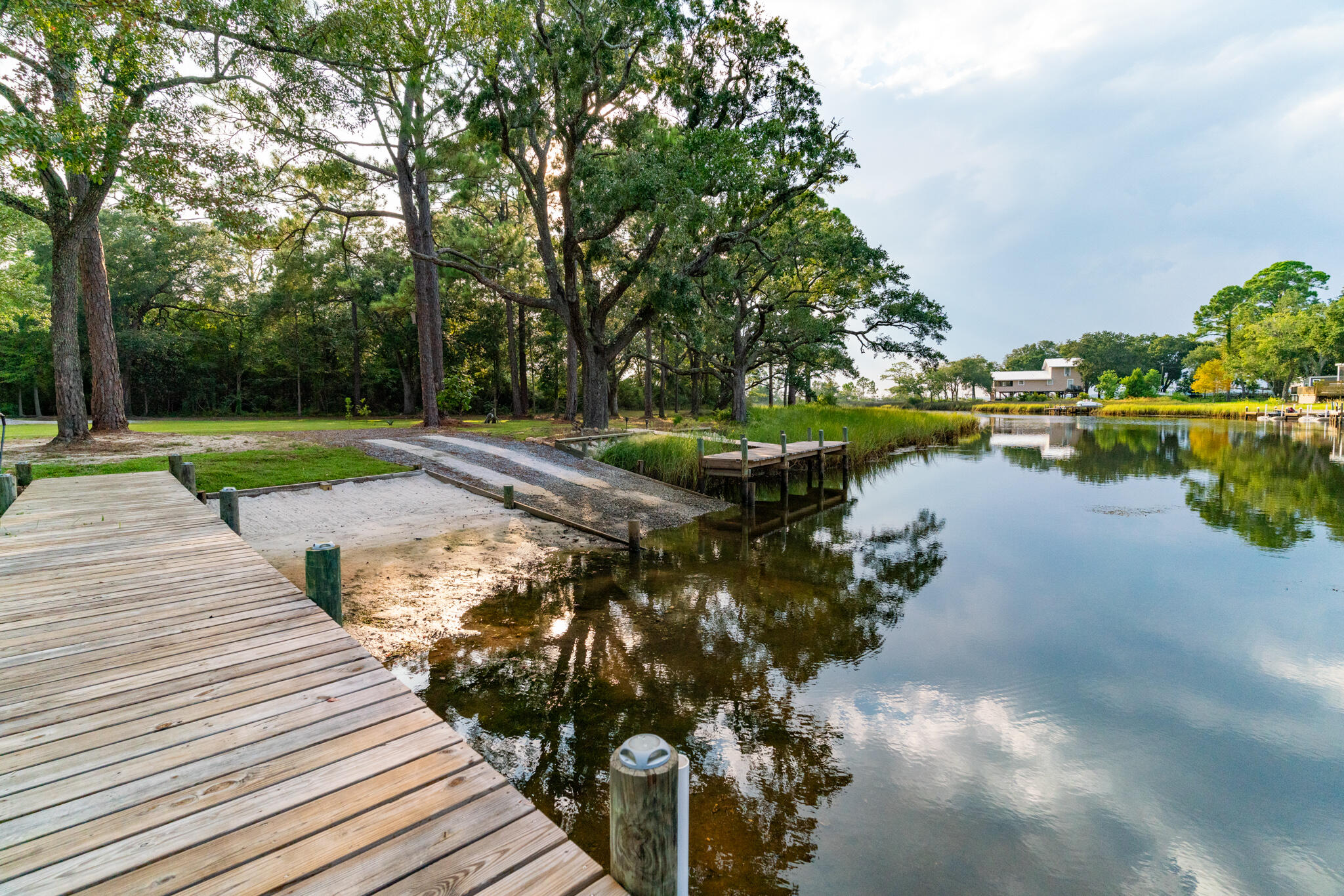 RACCOON BAYOU - Residential