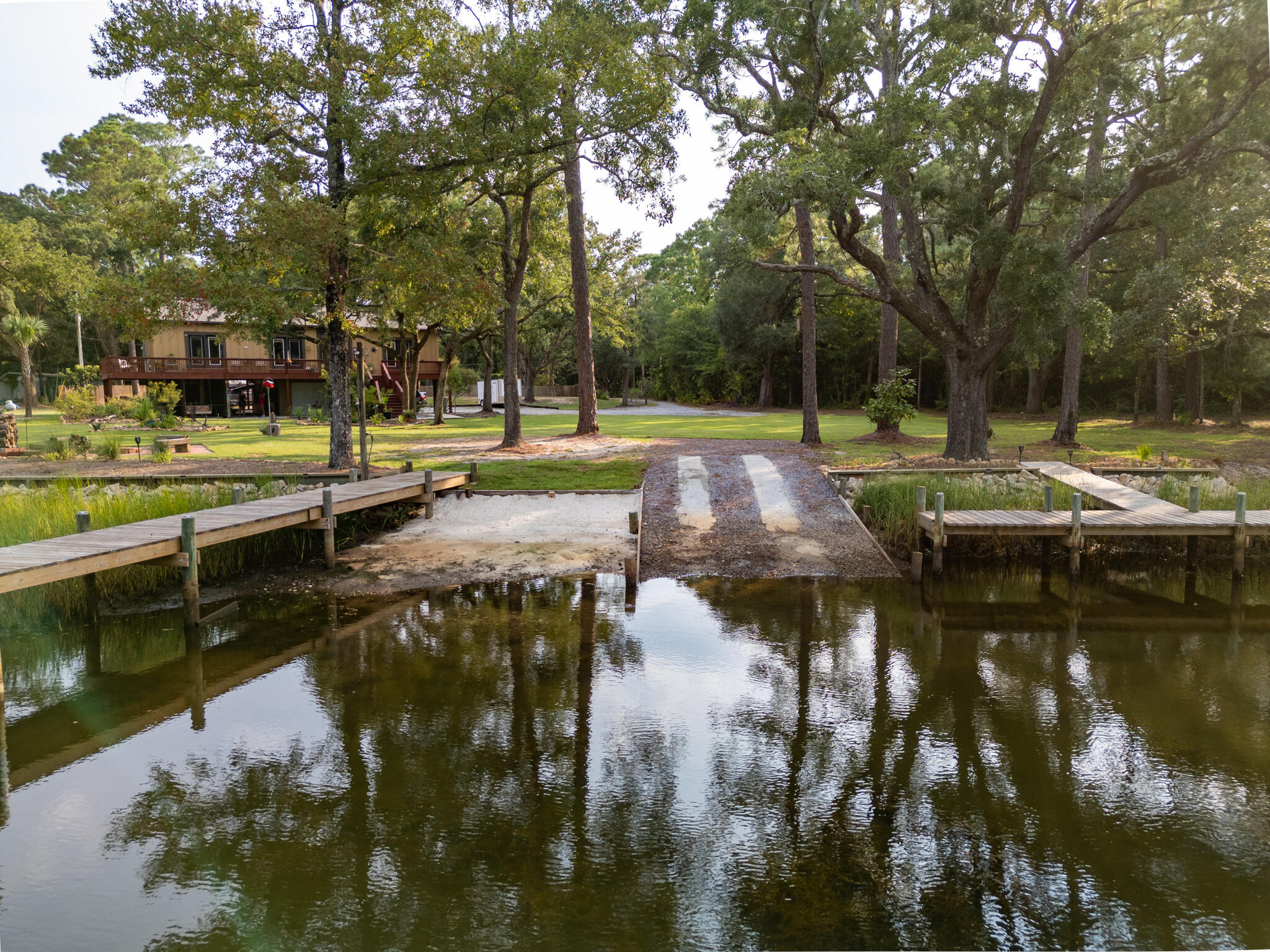 RACCOON BAYOU - Residential