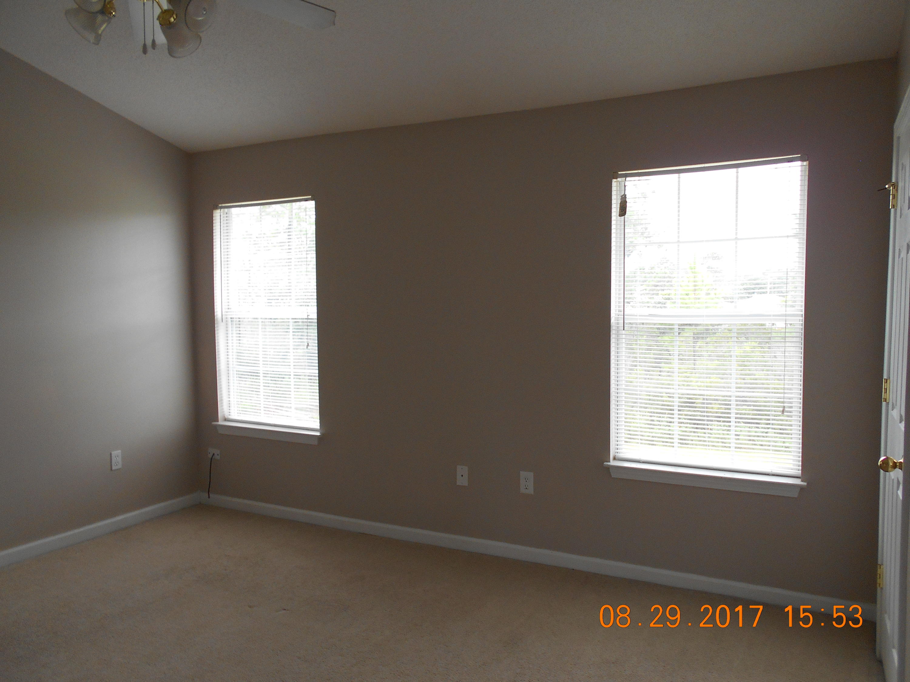 Rolling Pines T/H - Residential