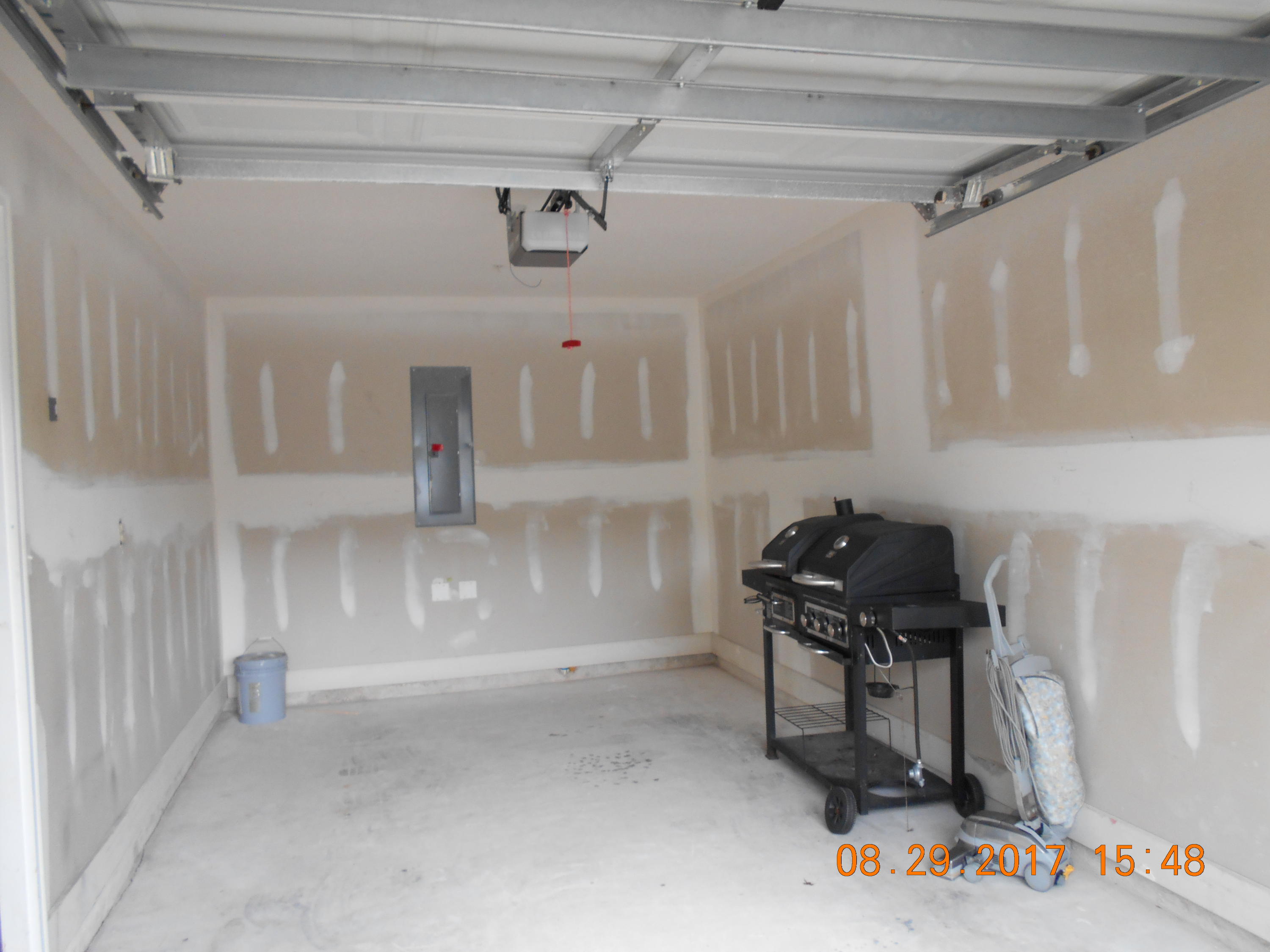 Rolling Pines T/H - Residential