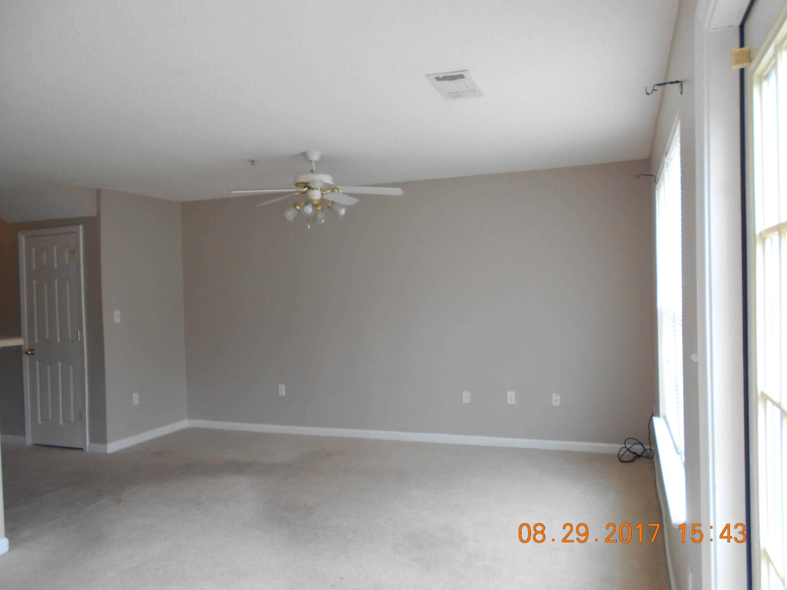 Rolling Pines T/H - Residential