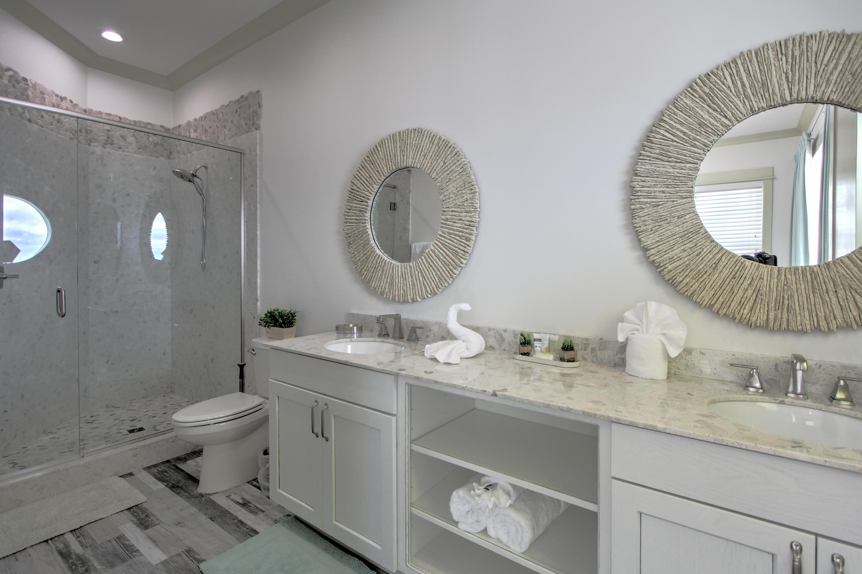 BELAIRE ESTATES - Residential