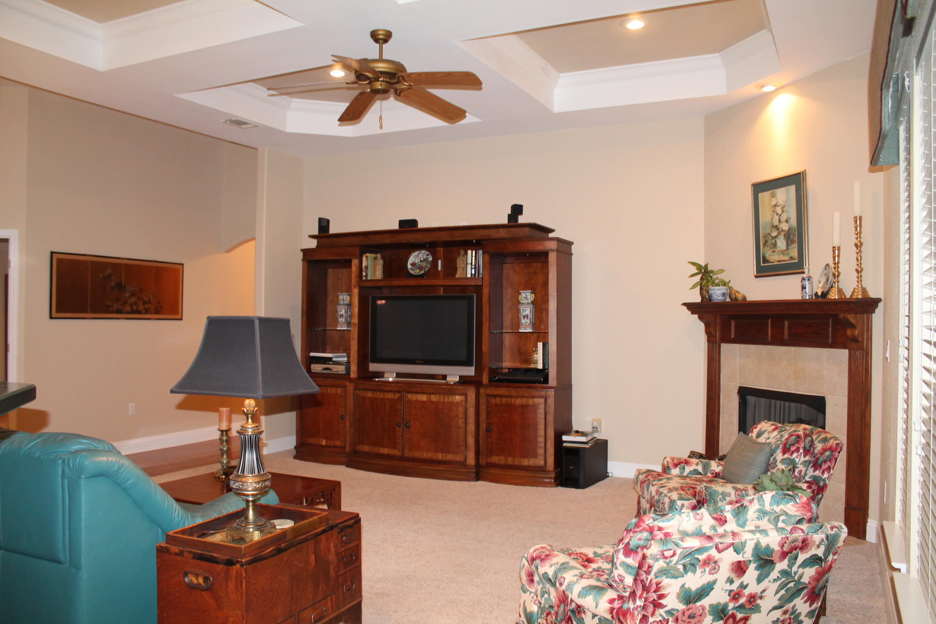 ROCKY BAYOU CC EST #9 LOT 39 - Residential