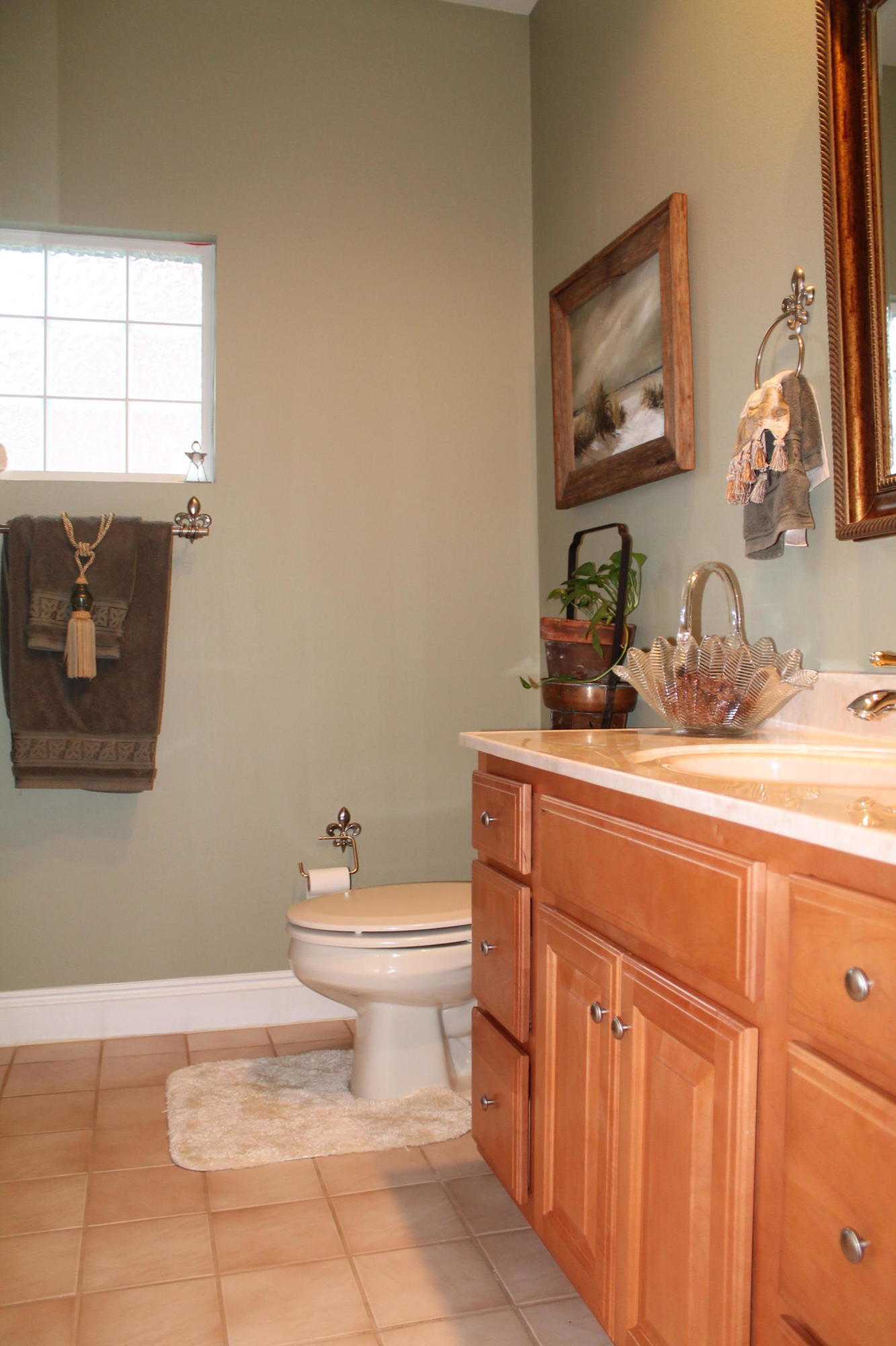 ROCKY BAYOU CC EST #9 LOT 39 - Residential