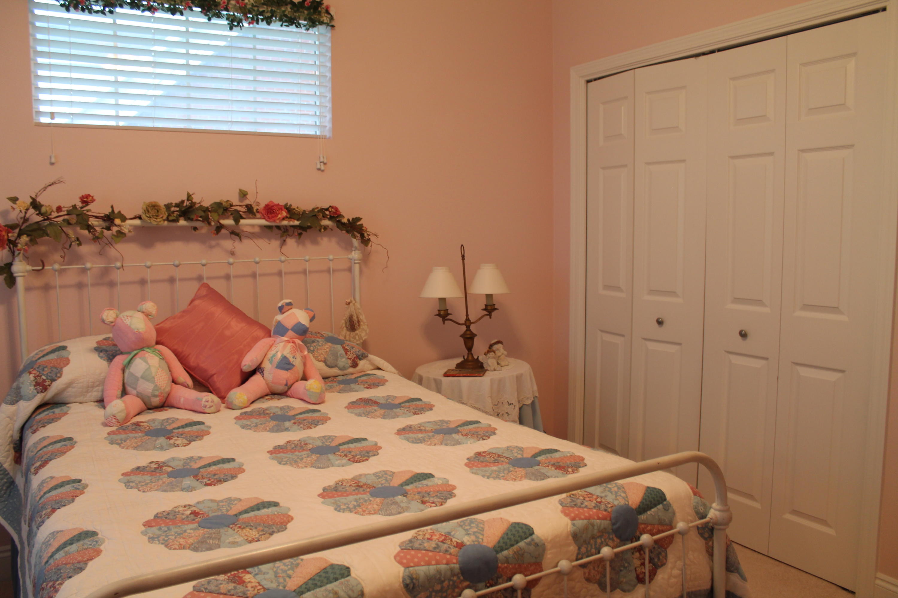 ROCKY BAYOU CC EST #9 LOT 39 - Residential