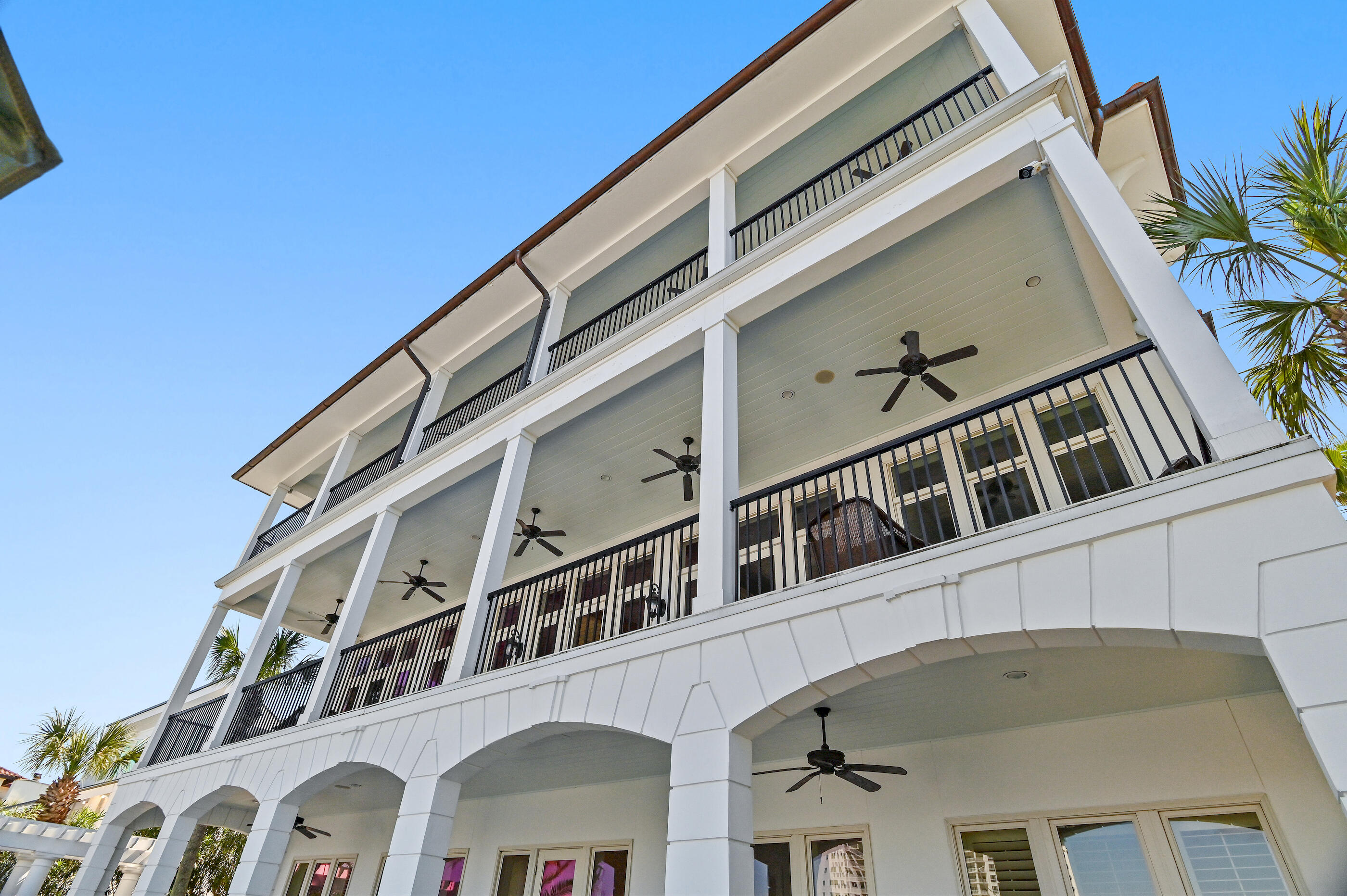 HOLIDAY ISLE - Residential