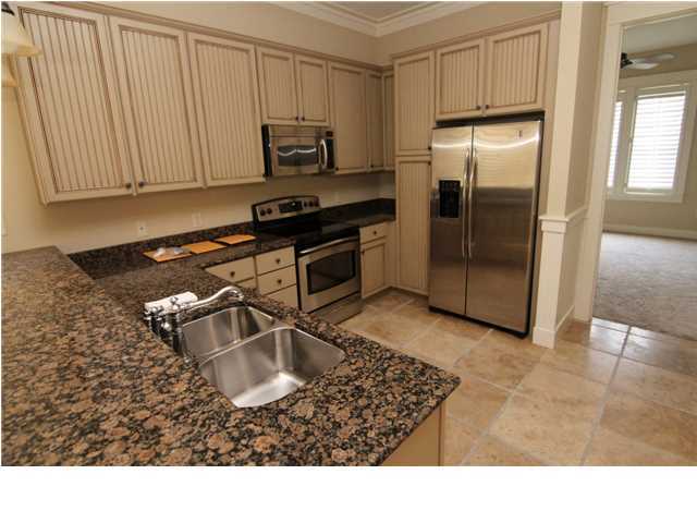 BUNGALOS AT SANDESTIN - Residential