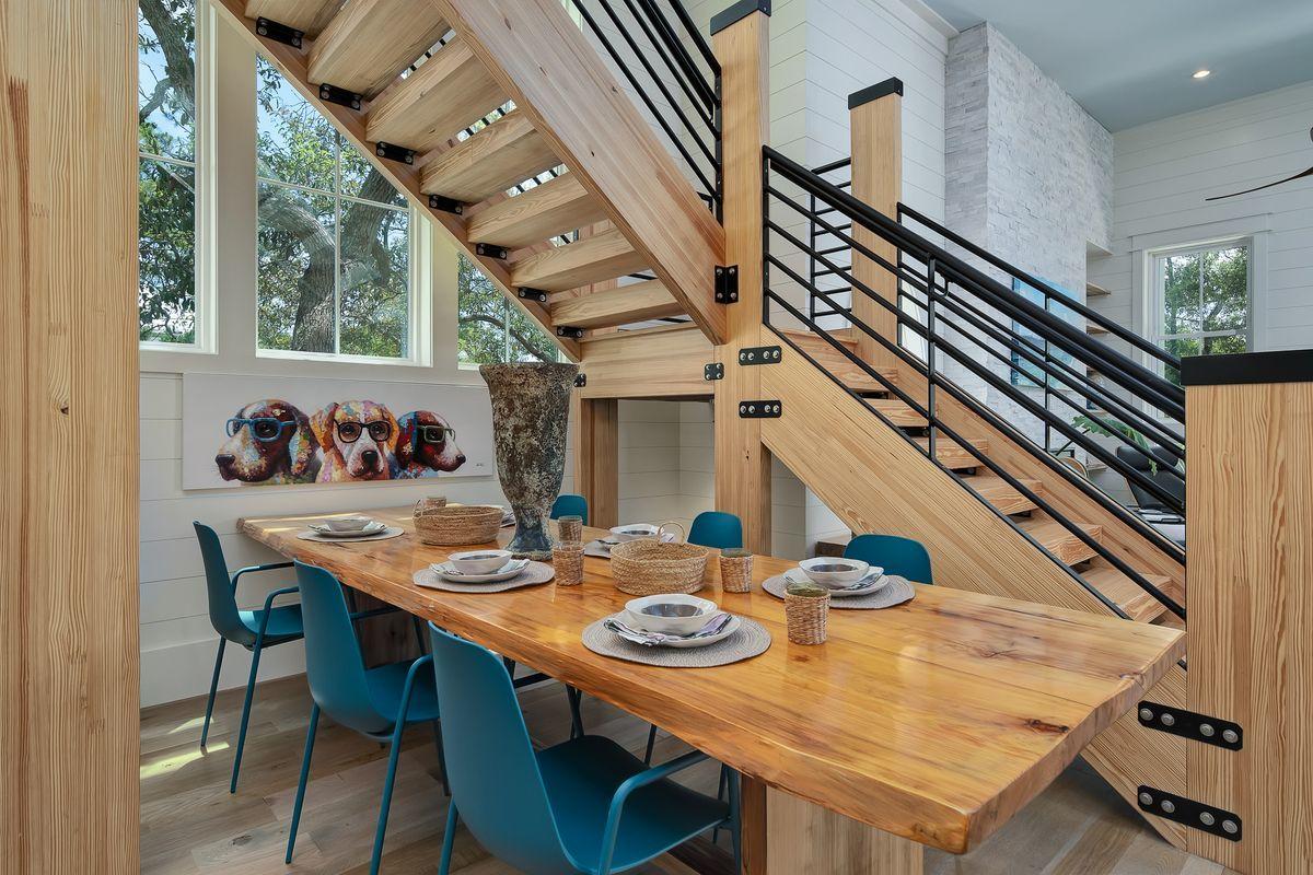 SEAGROVE SHORES 4TH ADD - Residential