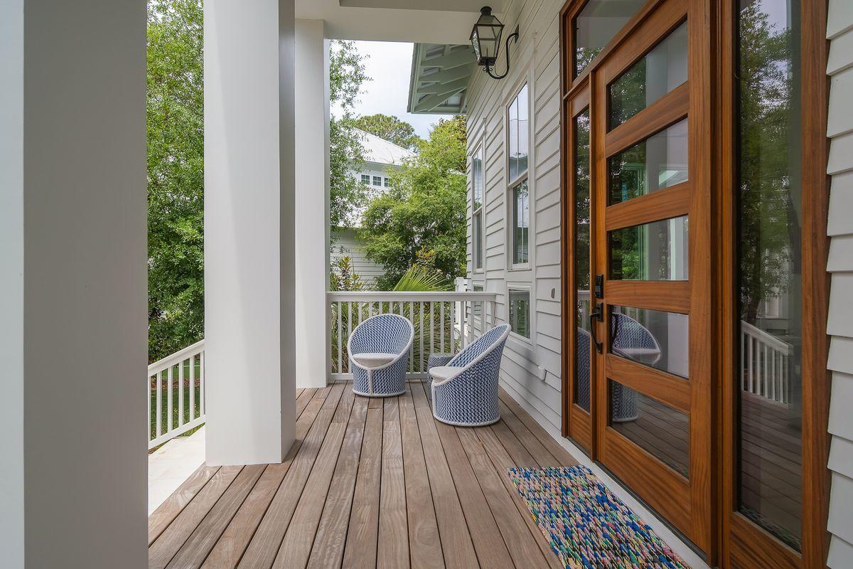 SEAGROVE SHORES 4TH ADD - Residential