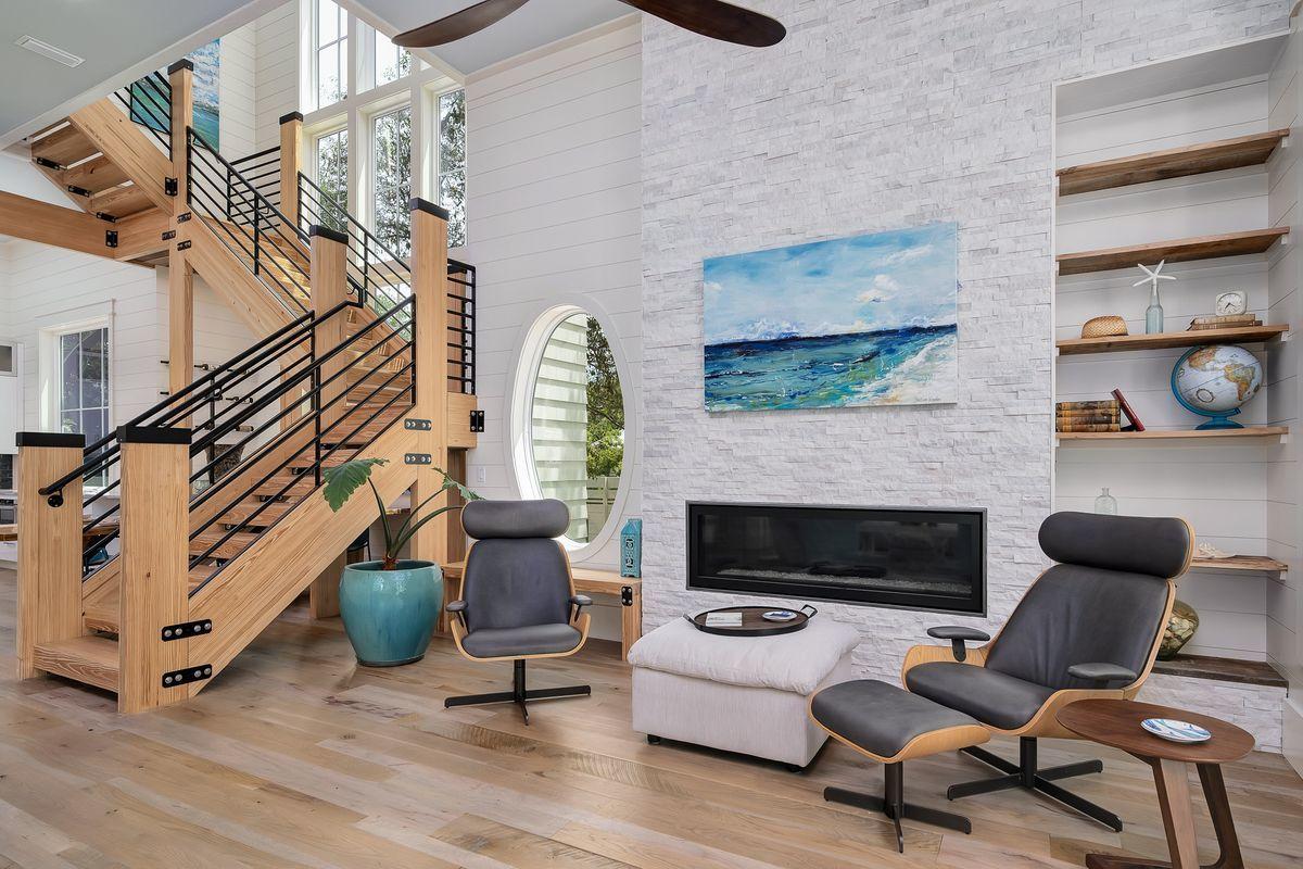 SEAGROVE SHORES 4TH ADD - Residential