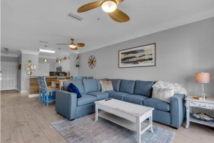 EMERALD WATERS - Residential