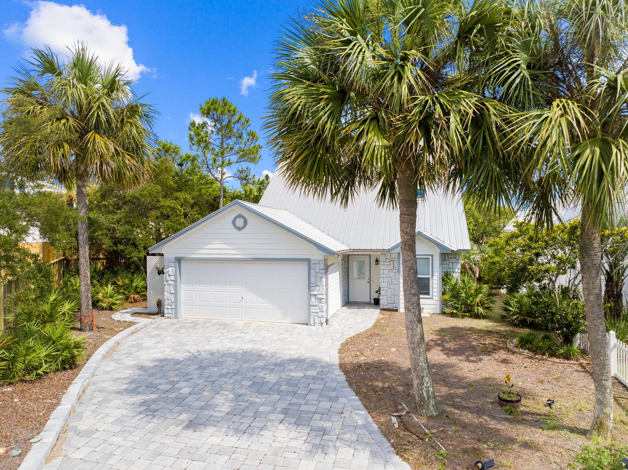 SAND CLIFFS 4TH ADDN - Residential