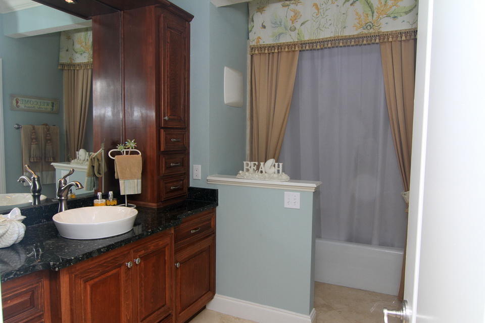 TIDES OF DESTIN - Residential