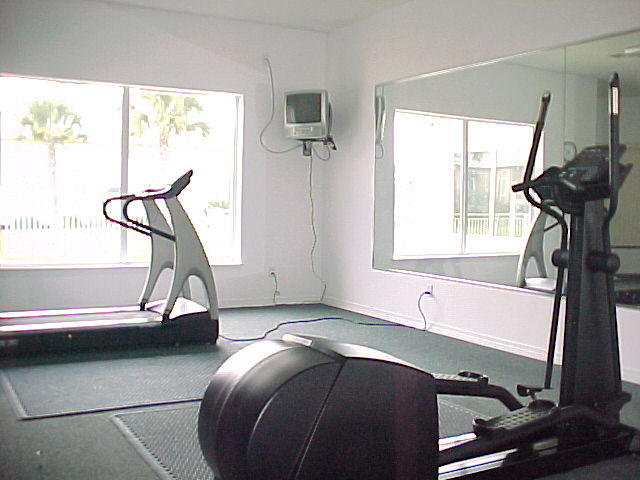 MARAVILLA CONDO 2 - Residential