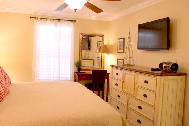 MARAVILLA CONDO 2 - Residential