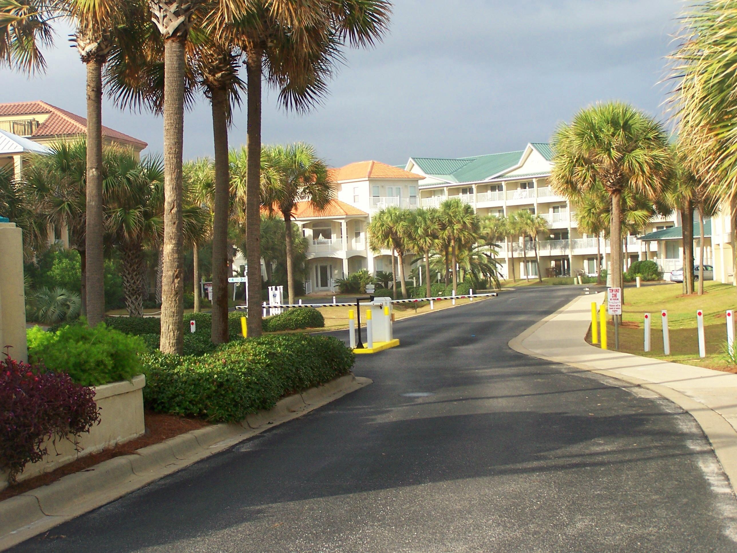 MARAVILLA CONDO 2 - Residential