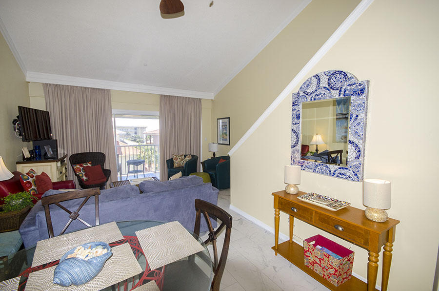 MARAVILLA CONDO 2 - Residential