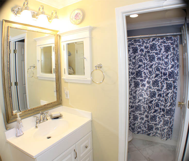 MARAVILLA CONDO 2 - Residential