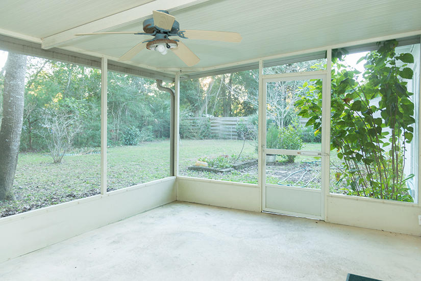 ELLIOTTS POINT 7TH ADDN - Residential Lease