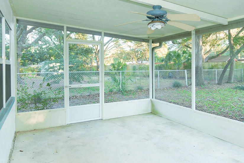 ELLIOTTS POINT 7TH ADDN - Residential Lease