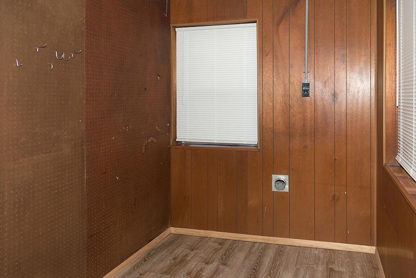 ELLIOTTS POINT 7TH ADDN - Residential Lease