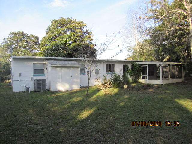 ELLIOTTS POINT 7TH ADDN - Residential Lease