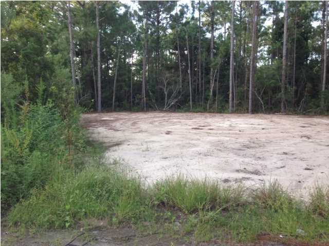 MONARCH ESTATES - Land