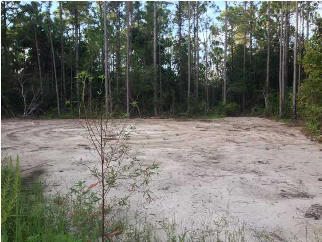 MONARCH ESTATES - Land