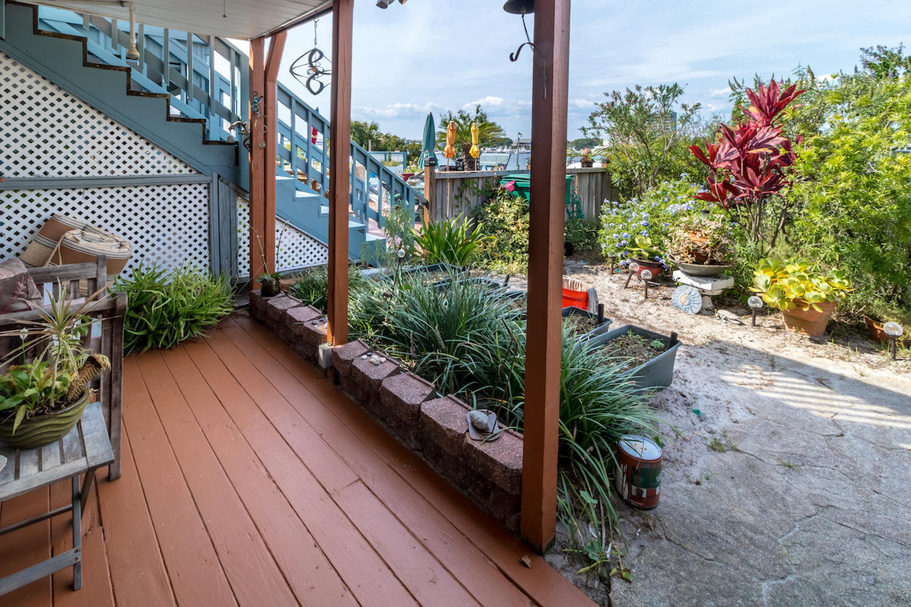 HOLIDAY ISLE - Residential