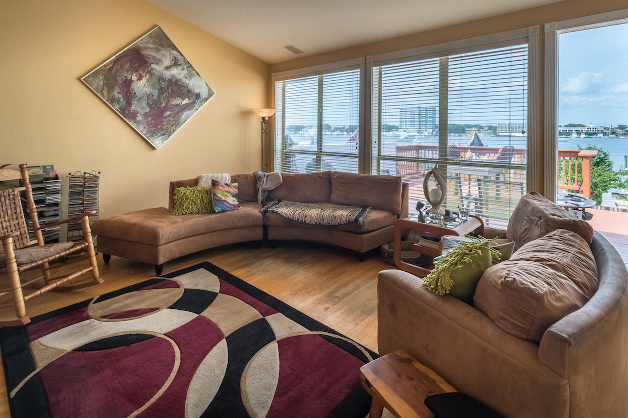 HOLIDAY ISLE - Residential