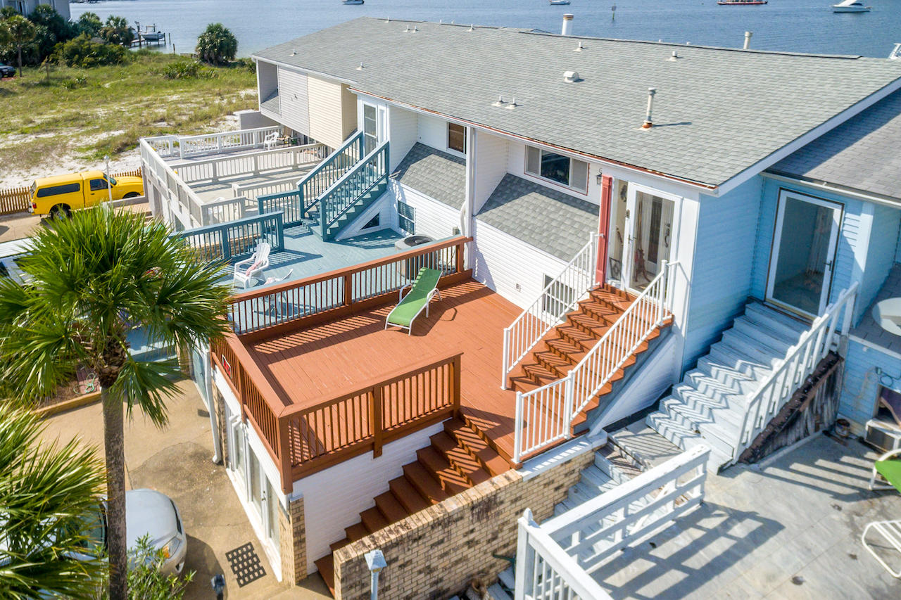 HOLIDAY ISLE - Residential