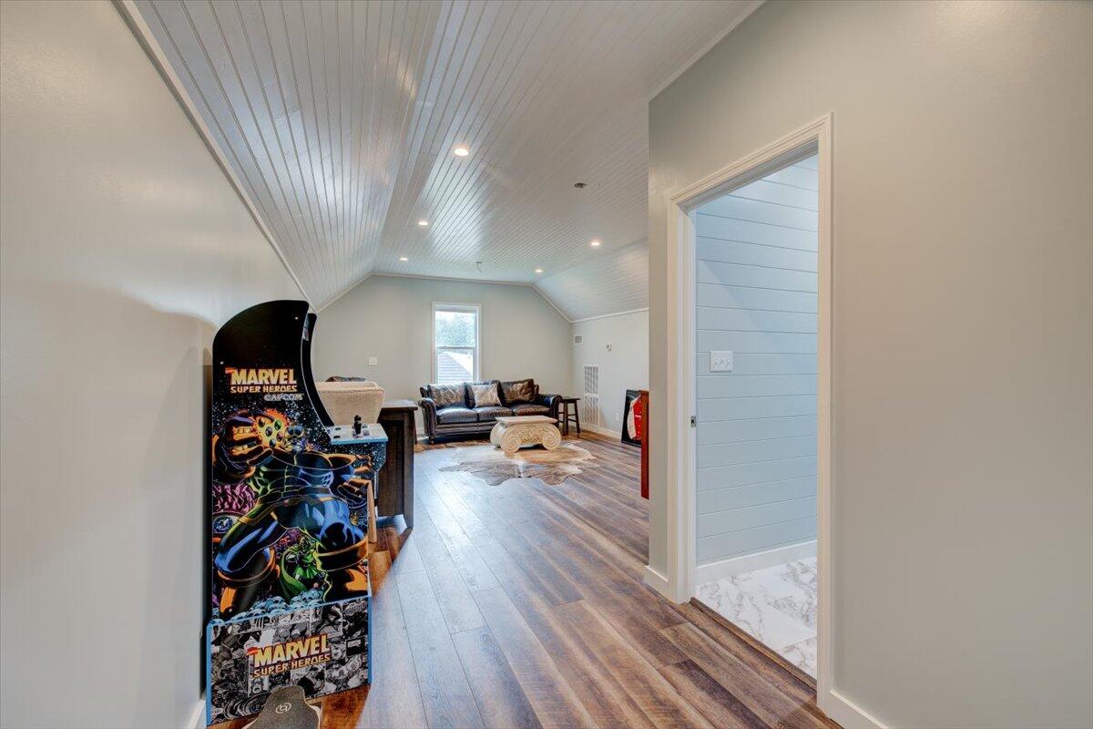 WYNNEHAVEN BEACH ESTATES - Residential