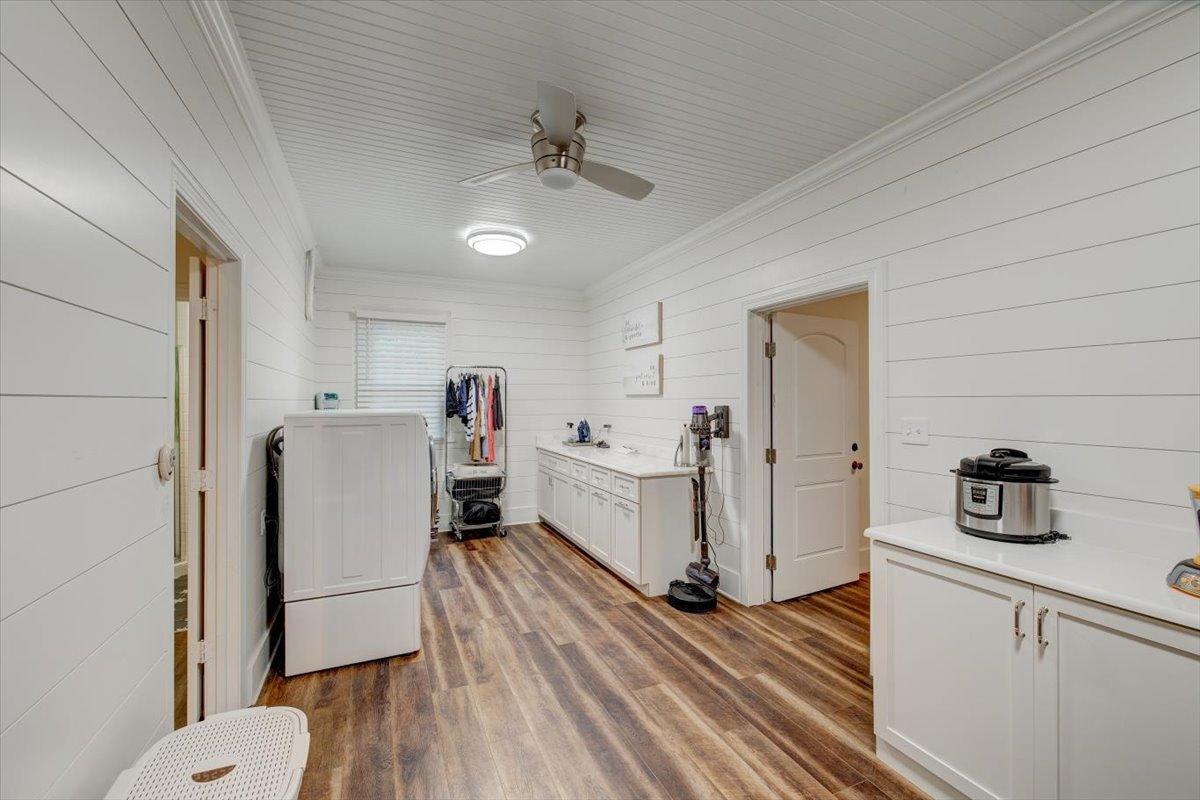 WYNNEHAVEN BEACH ESTATES - Residential