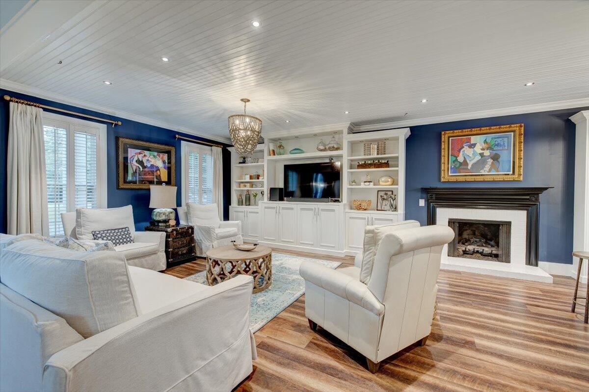 WYNNEHAVEN BEACH ESTATES - Residential