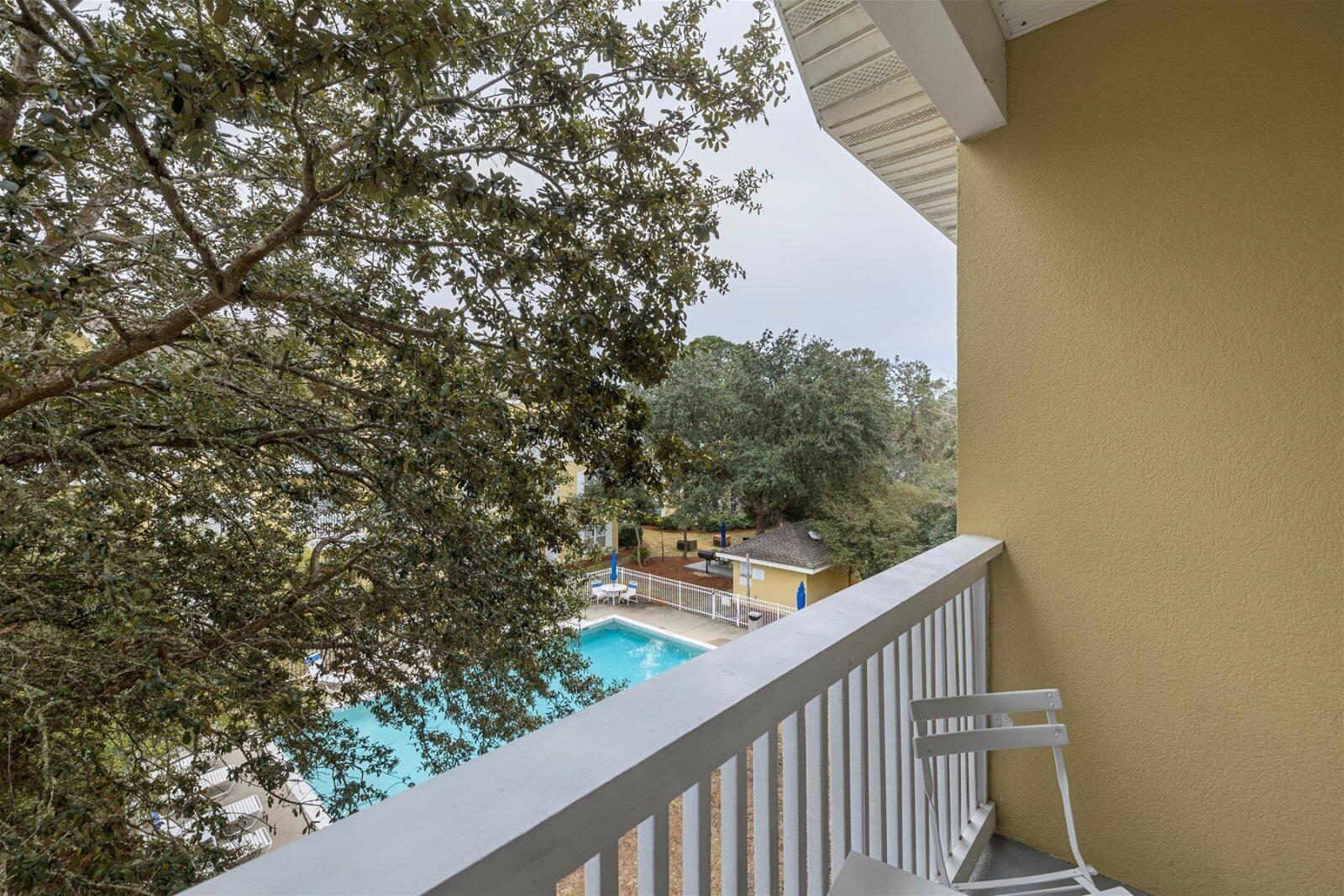 HERONS WATCH CONDO PH 2 - Residential