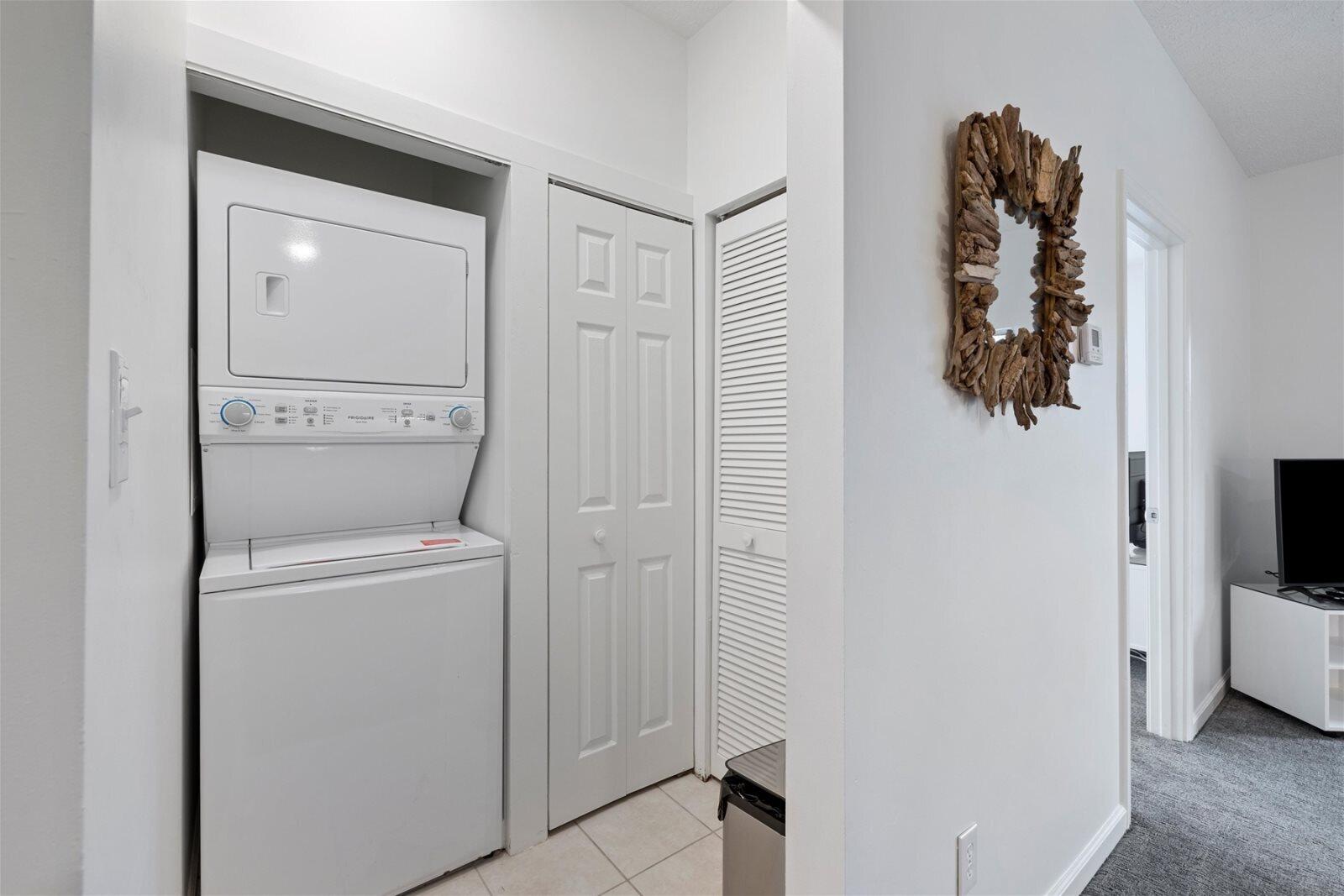 HERONS WATCH CONDO PH 2 - Residential