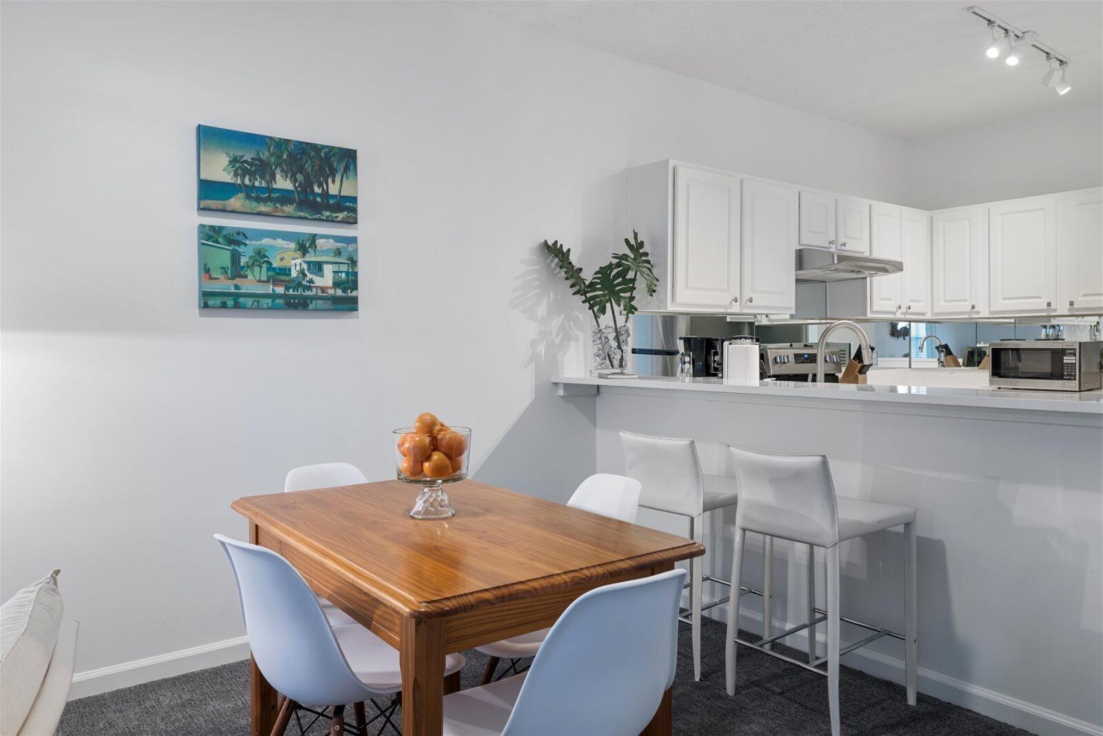 HERONS WATCH CONDO PH 2 - Residential