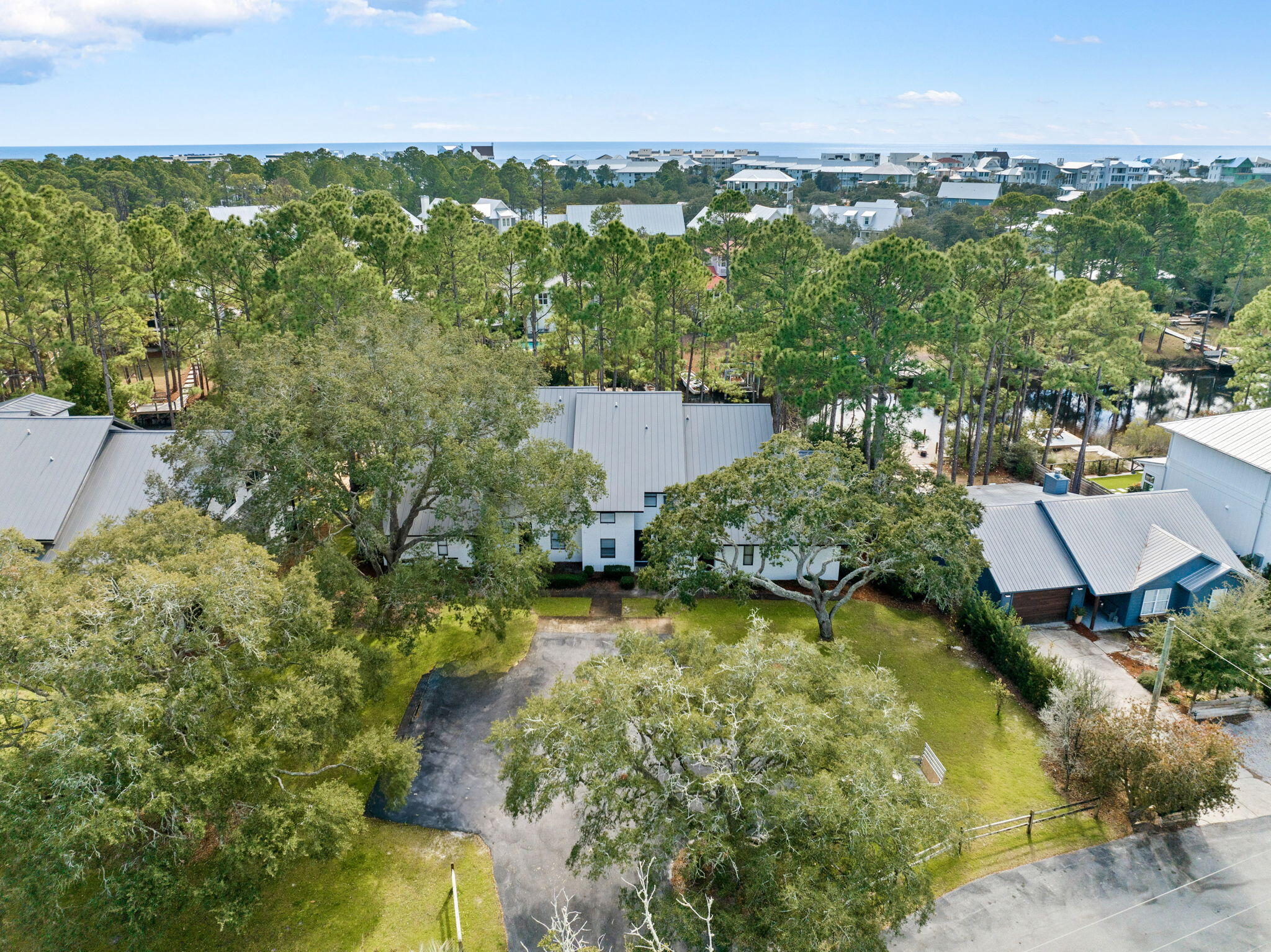 LAKEWOOD OF SEAGROVE BEACH - Residential