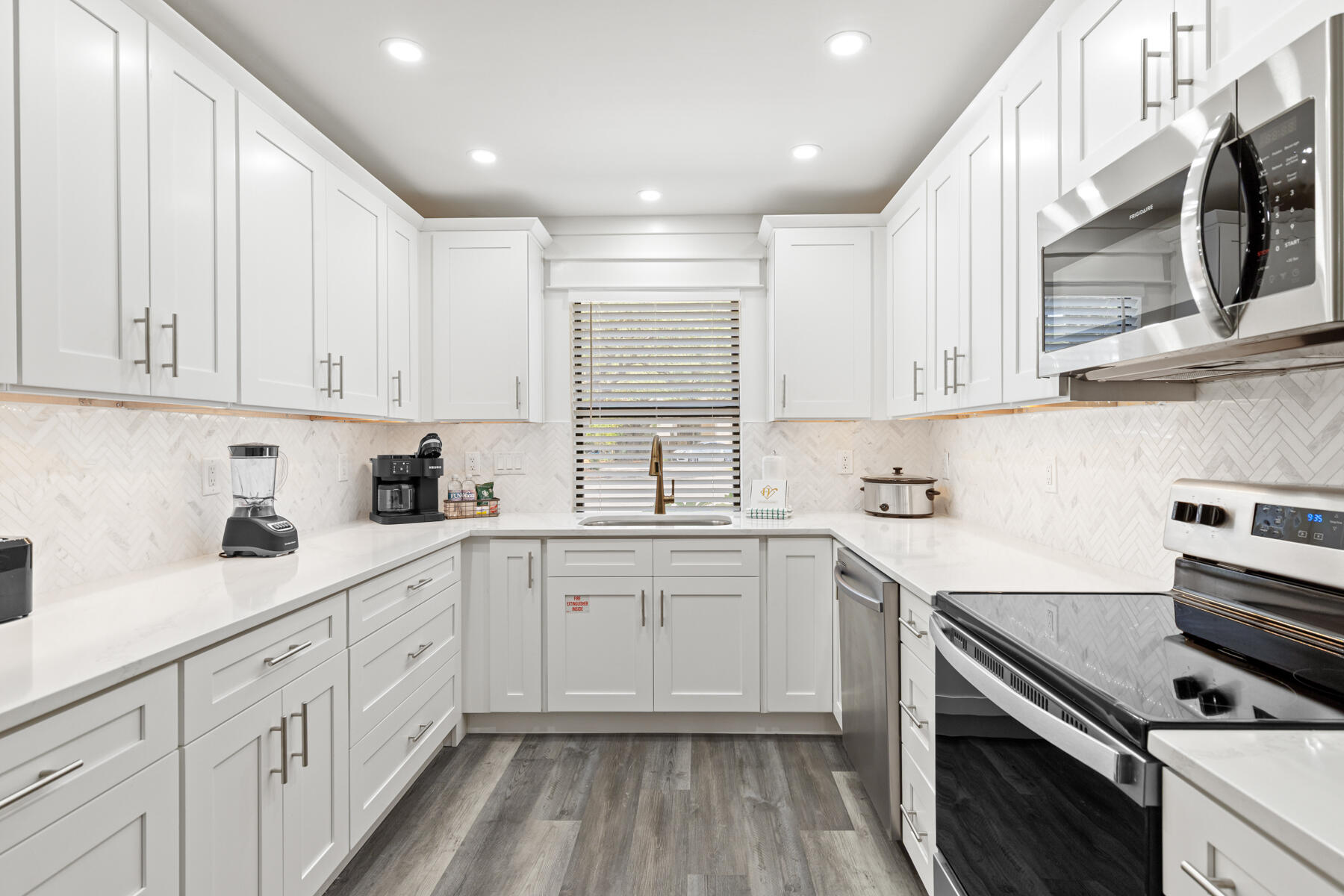 LAKEWOOD OF SEAGROVE BEACH - Residential