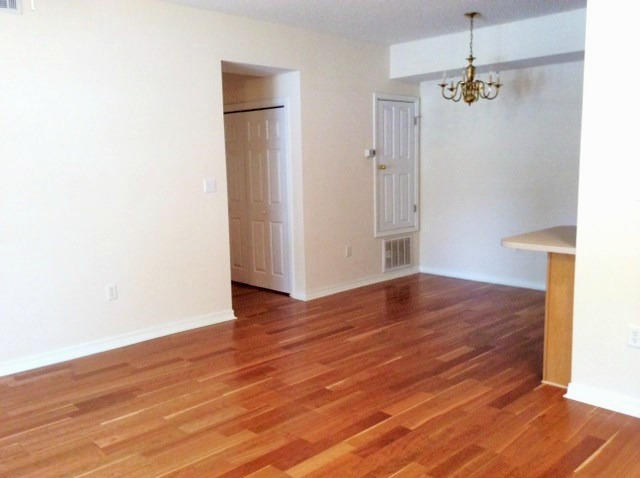 THE OAKS AT NICEVILLE - Residential Lease