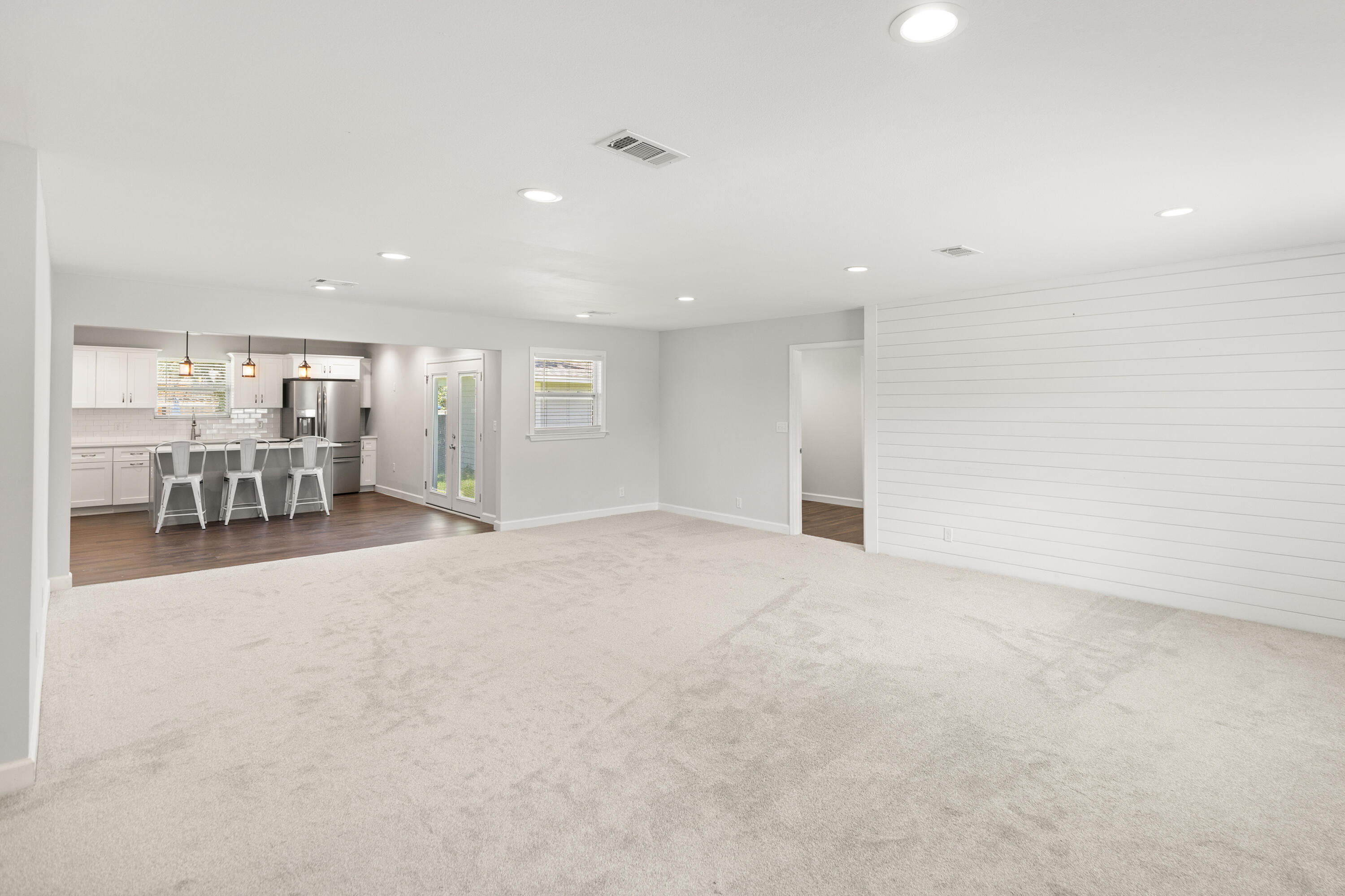 FIELD S/D 1ST ADDN - Residential Lease