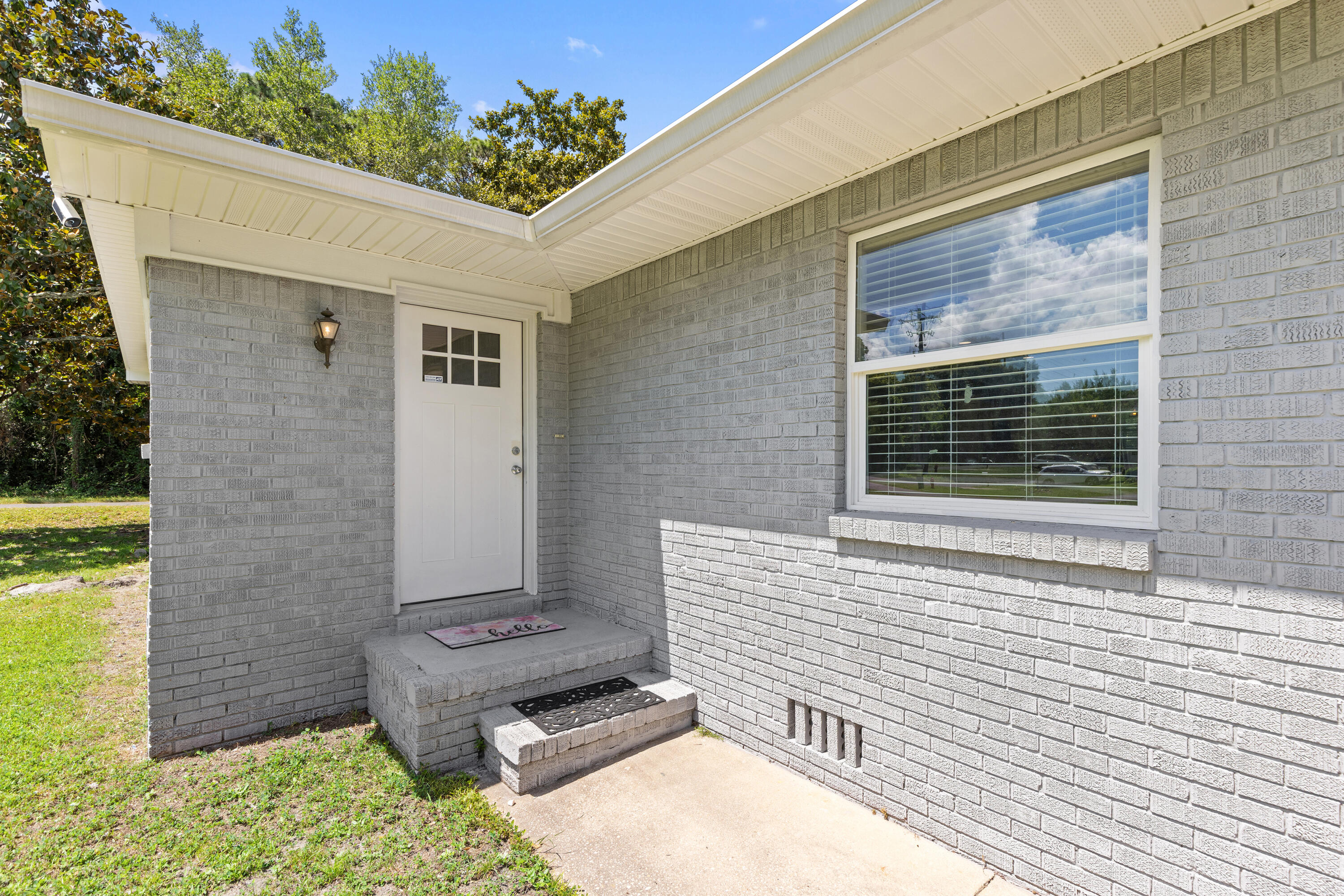 FIELD S/D 1ST ADDN - Residential Lease