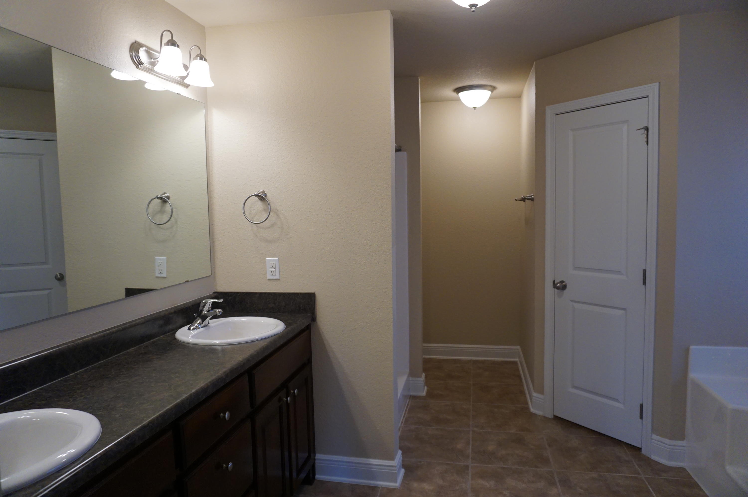 SILVERWOOD - Residential Lease