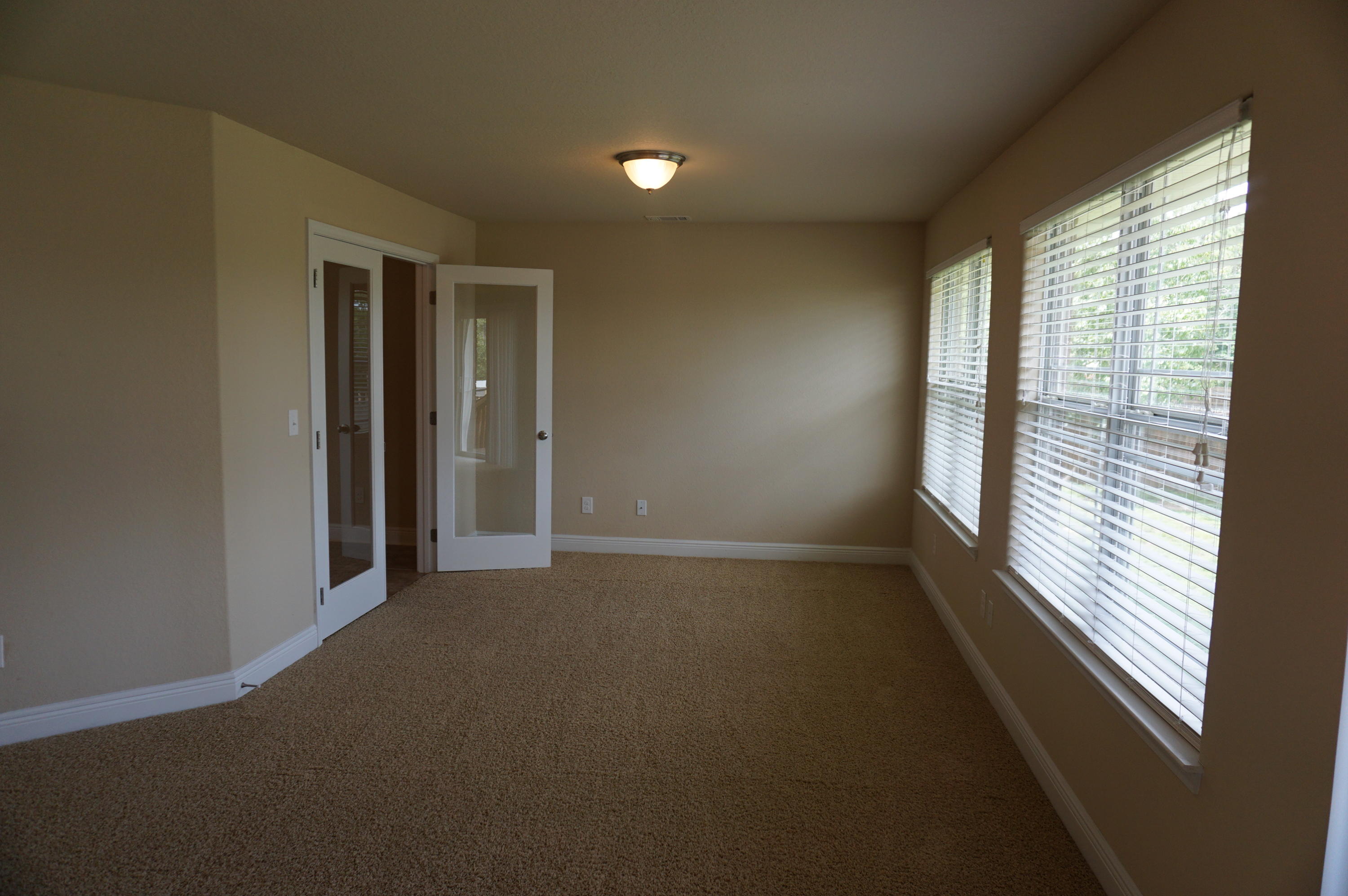 SILVERWOOD - Residential Lease