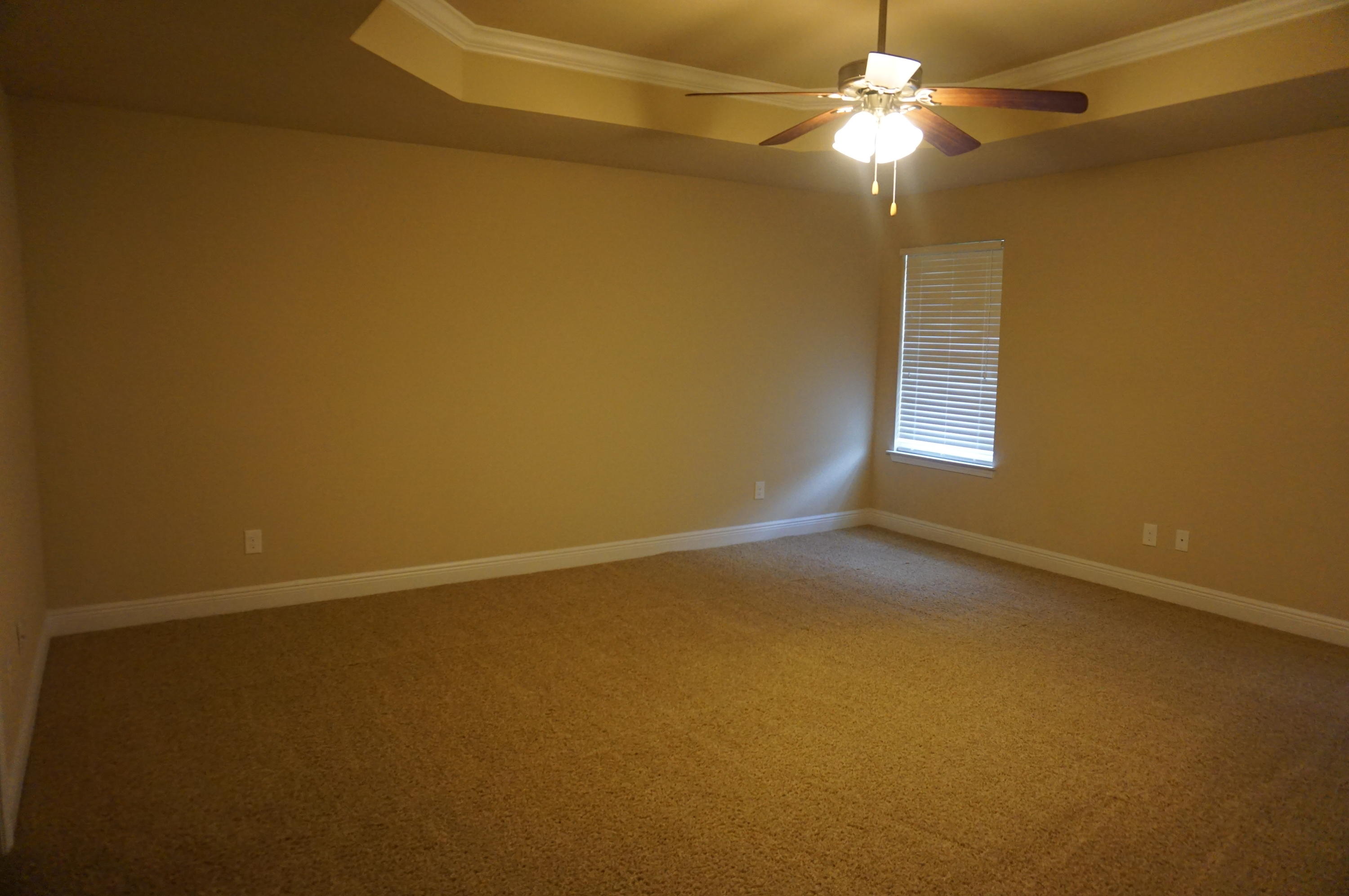 SILVERWOOD - Residential Lease