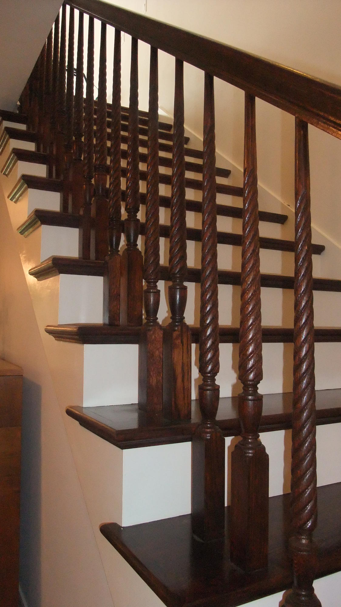 COUNTRY CLUB ESTATES - Residential