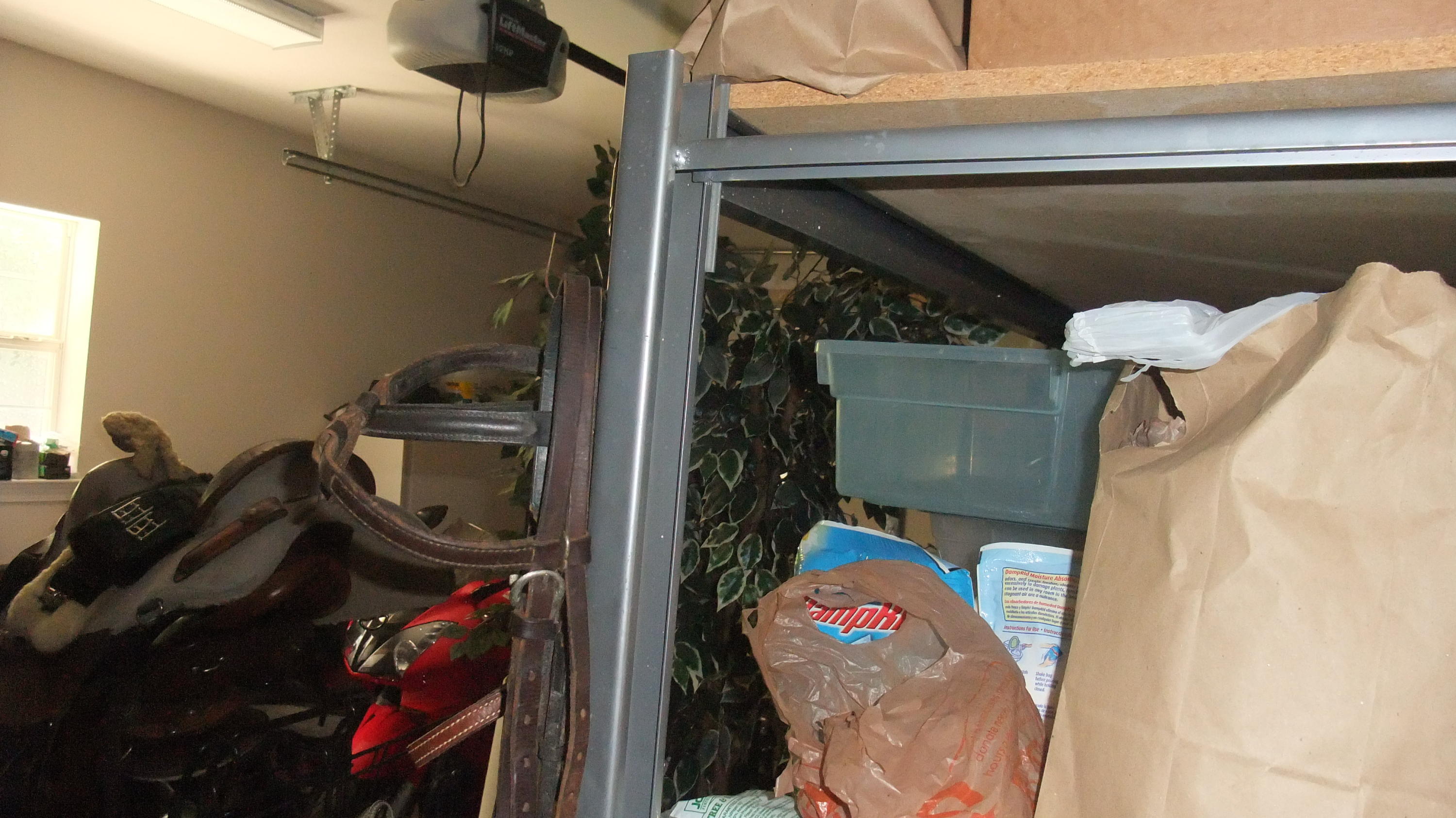 COUNTRY CLUB ESTATES - Residential