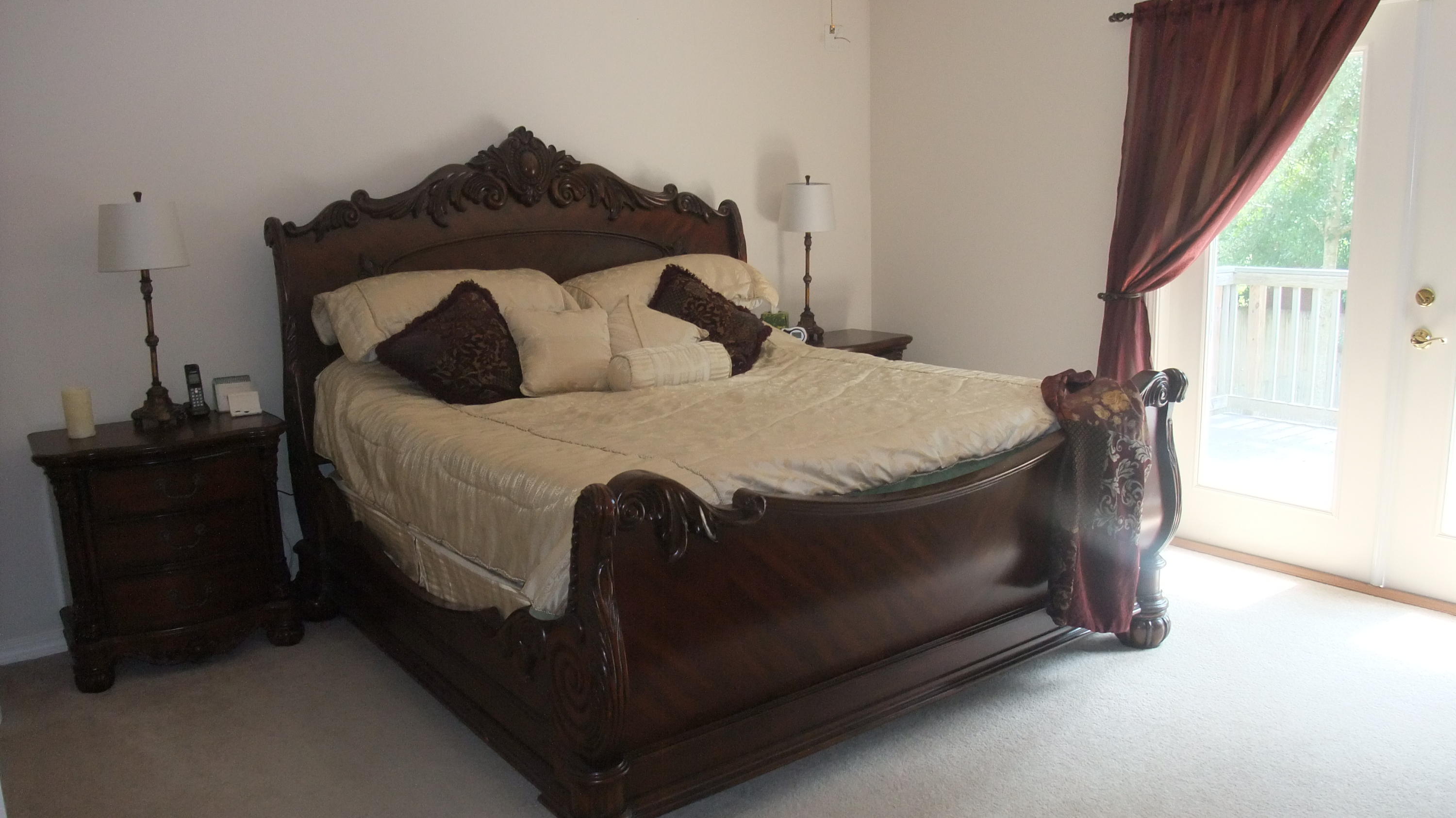 COUNTRY CLUB ESTATES - Residential