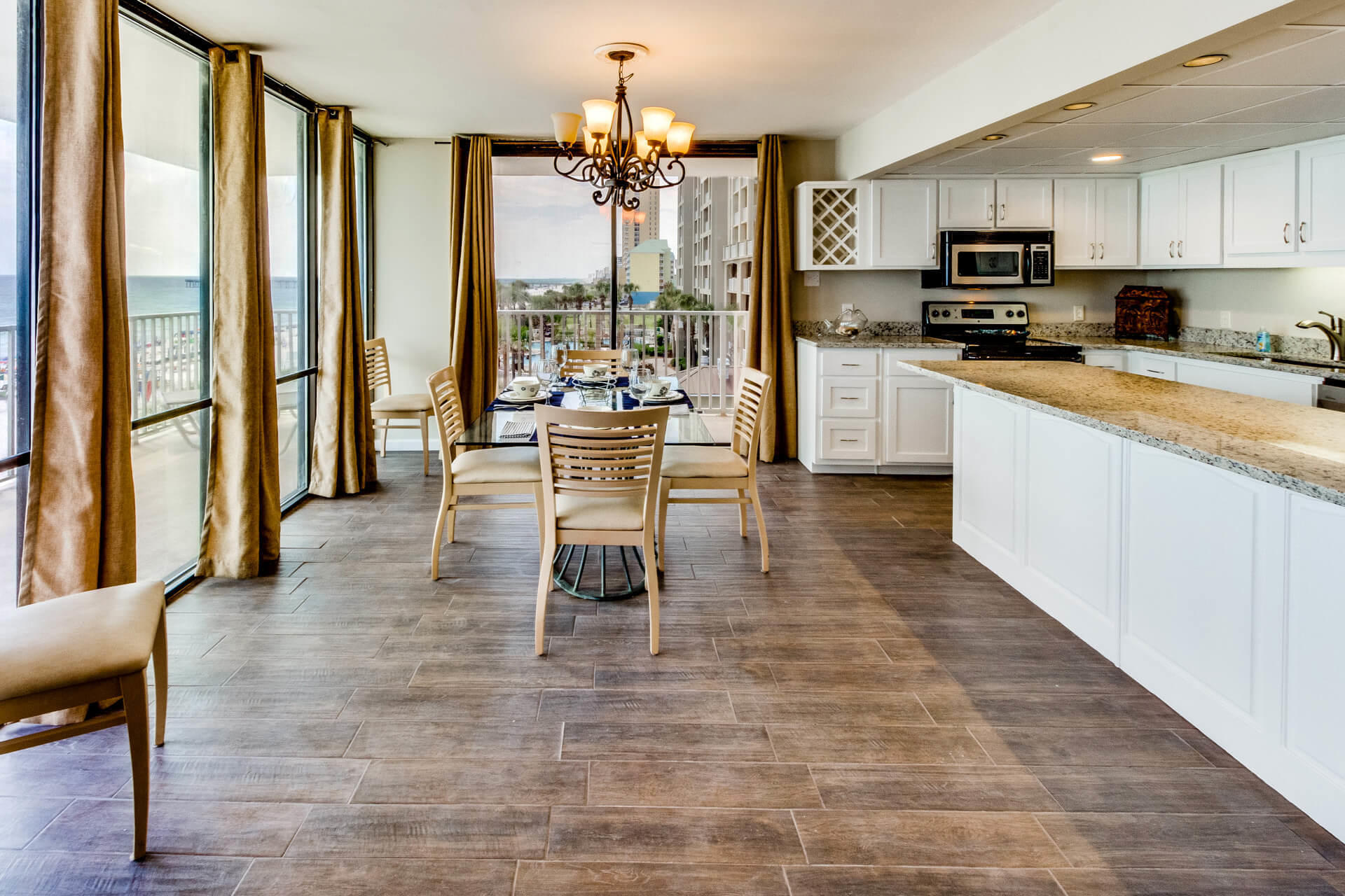 LEEWARD/WINDWARD CONDO - Residential